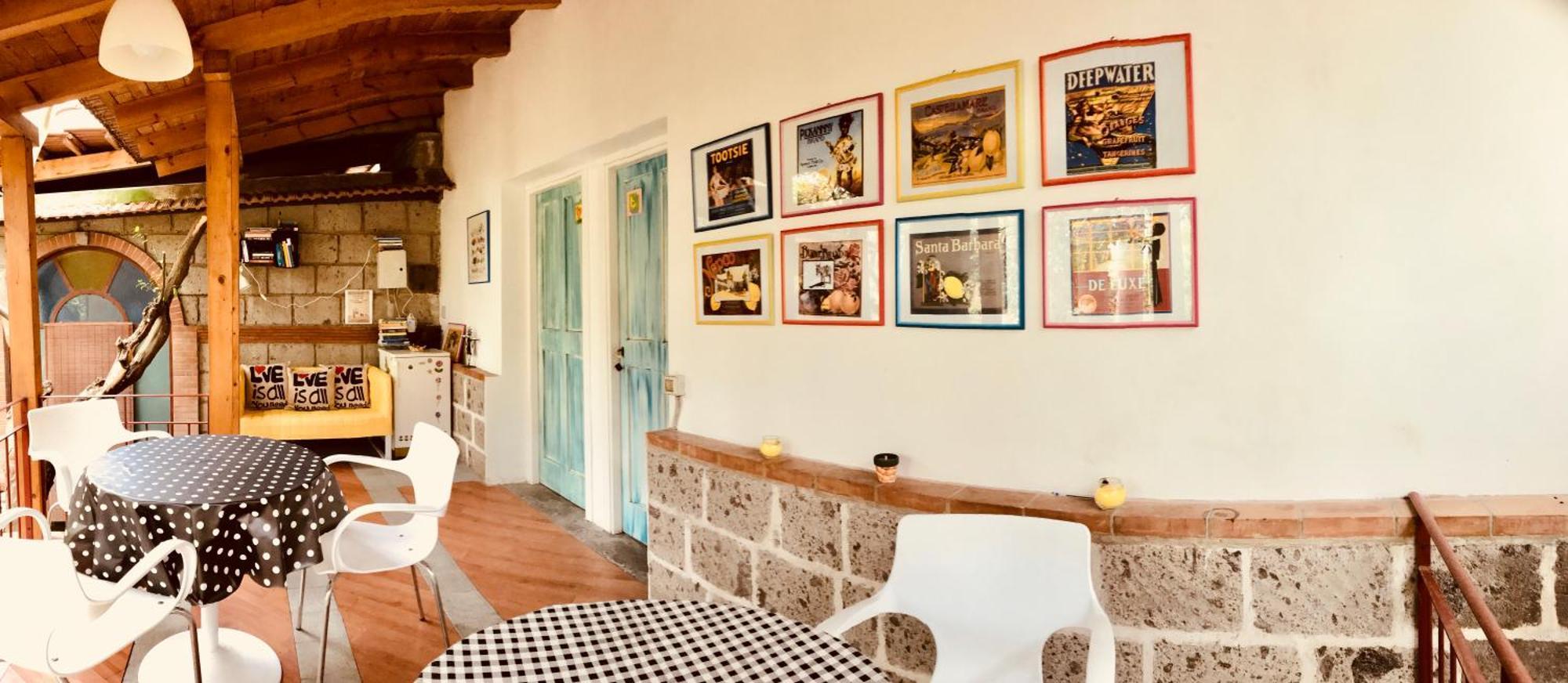 La Gallina Felice B&B Meta Exterior photo